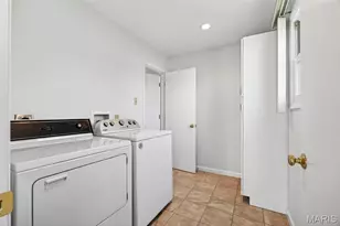 1100 Keeven Ln, Florissant, MO 63031 - Photo 20