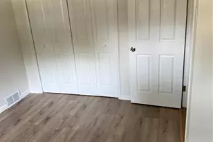 9091 Patrick Dr, Saint John, MO 63114 - Photo 16