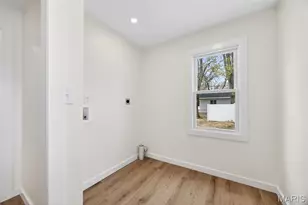 1525 N 4th St, Saint Charles, MO 63301 - Photo 28