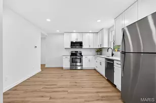 1525 N 4th St, Saint Charles, MO 63301 - Photo 20