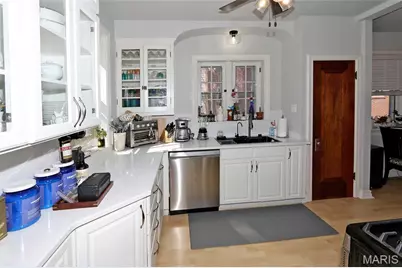 7716 Wise Avenue, Richmond Heights, MO 63117 - Photo 10