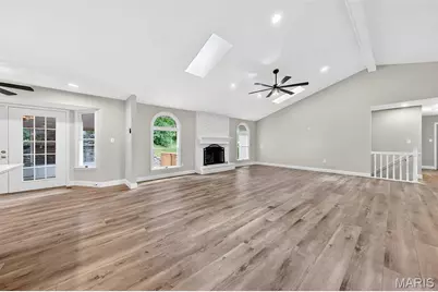 4568 Braungate Drive, Saint Louis, MO 63128 - Photo 8