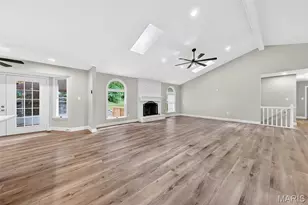 4568 Braungate Dr, Saint Louis, MO 63128 - Photo 8