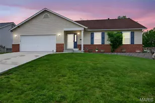 5 Covered Wagon Trail Ct, Saint Peters, MO 63376 - Photo 2