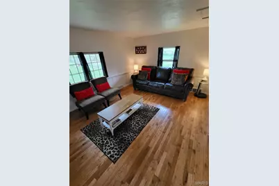 8975 Burton Avenue, Overland, MO 63114 - Photo 34