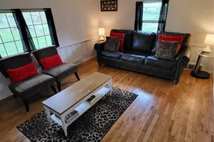 8975 Burton Ave, Overland, MO 63114 - Photo 34