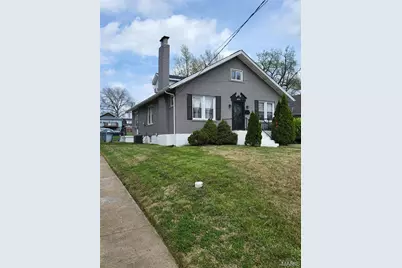 8975 Burton Avenue, Overland, MO 63114 - Photo 2