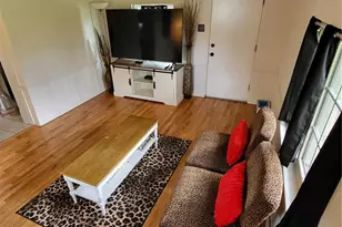 8975 Burton Ave, Overland, MO 63114 - Photo 26