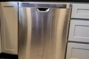 8975 Burton Ave, Overland, MO 63114 - Photo 22