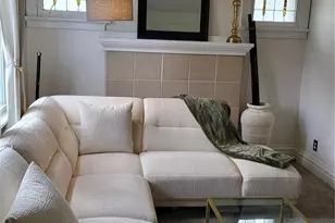 8975 Burton Ave, Overland, MO 63114 - Photo 8