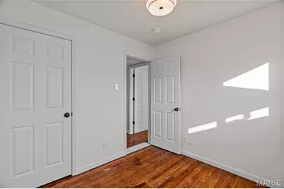 1065 Keeven Lane, Florissant, MO 63031 - Photo 20