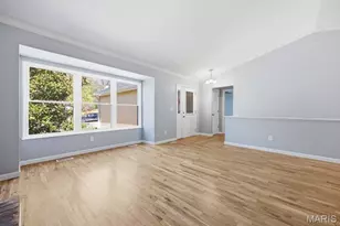 704 Ginger Wood Ct, Ballwin, MO 63021 - Photo 8