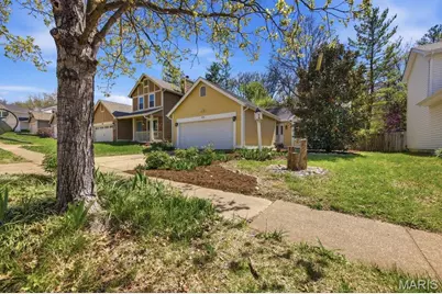 704 Ginger Wood Court, Ballwin, MO 63021 - Photo 2
