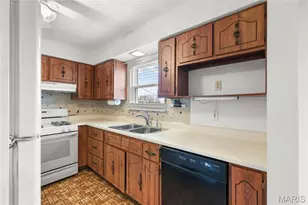 5416 Cherryview Ln, Saint Louis, MO 63128 - Photo 16