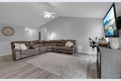 1040 Stonewick Court, Herculaneum, MO 63048 - Photo 6