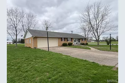 106 W Elm Court, Shelbina, MO 63468 - Photo 2