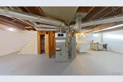 9169 Newby Street, Bellefontaine Neighbors, MO 63137 - Photo 12