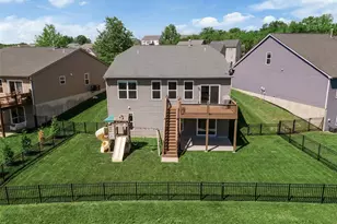 515 Wilmer Hollow Ln, Wentzville, MO 63385 - Photo 4
