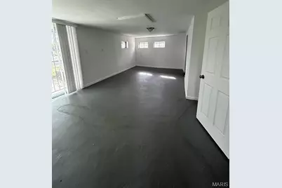 10202 Castle Drive, Saint Louis, MO 63136 - Photo 10