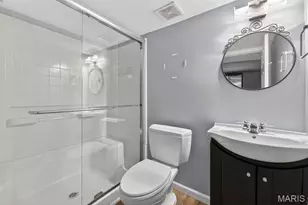 20 Ladel Ct, Olivette, MO 63132 - Photo 32