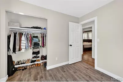 5749 Lost Brook Court, Saint Louis, MO 63129 - Photo 14