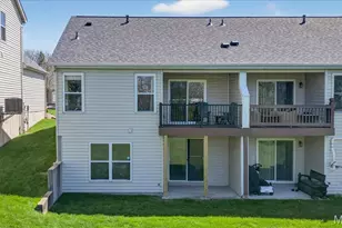 3745 Southern Manor Dr, Saint Louis, MO 63125 - Photo 28