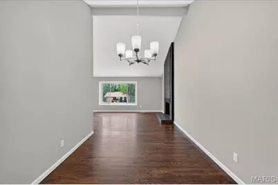 719 La Bonne Parkway, Manchester, MO 63021 - Photo 6