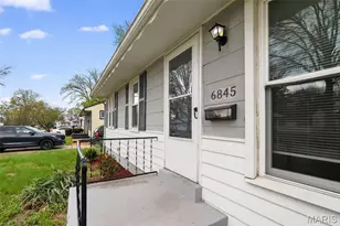 6845 Frostview Ln, Berkeley, MO 63134 - Photo 2