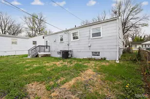 6845 Frostview Ln, Berkeley, MO 63134 - Photo 1