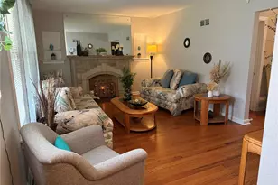 8805 Greenbrook Dr, Saint Louis, MO 63136 - Photo 4