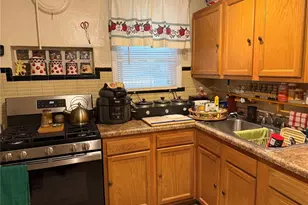 8805 Greenbrook Dr, Saint Louis, MO 63136 - Photo 6