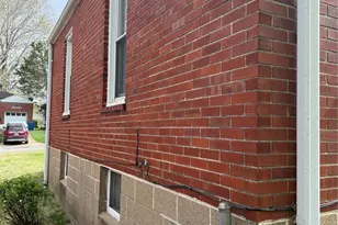 8805 Greenbrook Dr, Saint Louis, MO 63136 - Photo 12