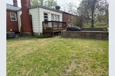 8805 Greenbrook Drive, Saint Louis, MO 63136 - Photo 10