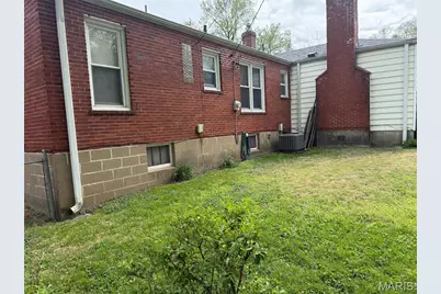 8805 Greenbrook Drive, Saint Louis, MO 63136 - Photo 2