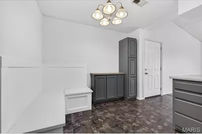 1637 Summergate Parkway, Saint Charles, MO 63303 - Photo 6