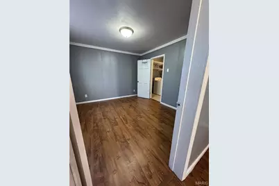 6107 Alaska Avenue, Saint Louis, MO 63111 - Photo 6