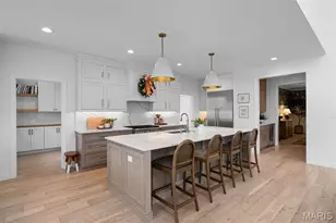 1316 Fawnvalley Dr, Des Peres, MO 63131 - Photo 20