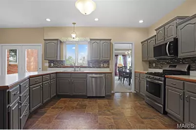 910 Cherry Lane, Washington, MO 63090 - Photo 8