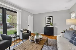 11828 Foxwood Dr, Maryland Heights, MO 63043 - Photo 4