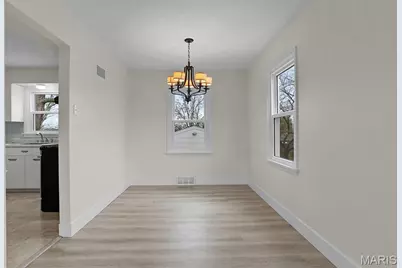 11125 Pine Forest Drive, Saint Louis, MO 63126 - Photo 8