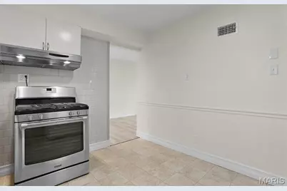 11125 Pine Forest Drive, Saint Louis, MO 63126 - Photo 12