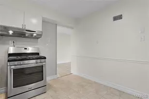 11125 Pine Forest Dr, Saint Louis, MO 63126 - Photo 12