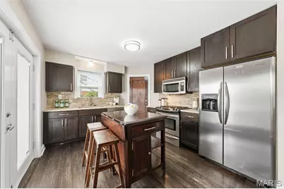 6136 Victoria Avenue, Saint Louis, MO 63139 - Photo 8