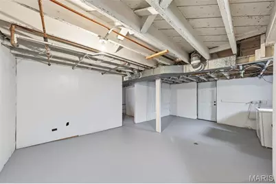 6136 Victoria Avenue, Saint Louis, MO 63139 - Photo 18