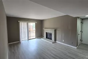 1643 Summer Run Dr, Florissant, MO 63033 - Photo 2