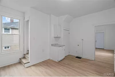 2026 McLaran Avenue, Jennings, MO 63136 - Photo 8