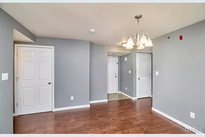 6103 Spring Creek Lane, O'Fallon, MO 63368 - Photo 8