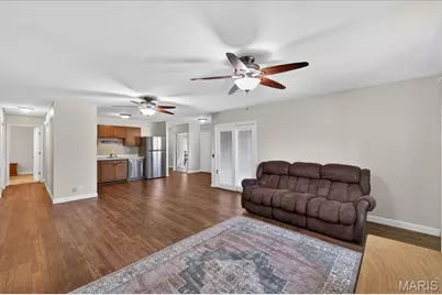 2250 Loveland Drive, Florissant, MO 63031 - Photo 12