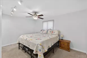 2250 Loveland Dr, Florissant, MO 63031 - Photo 16