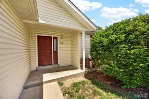1310 Sleepy Hollow Dr, Troy, MO 63379 - Photo 2